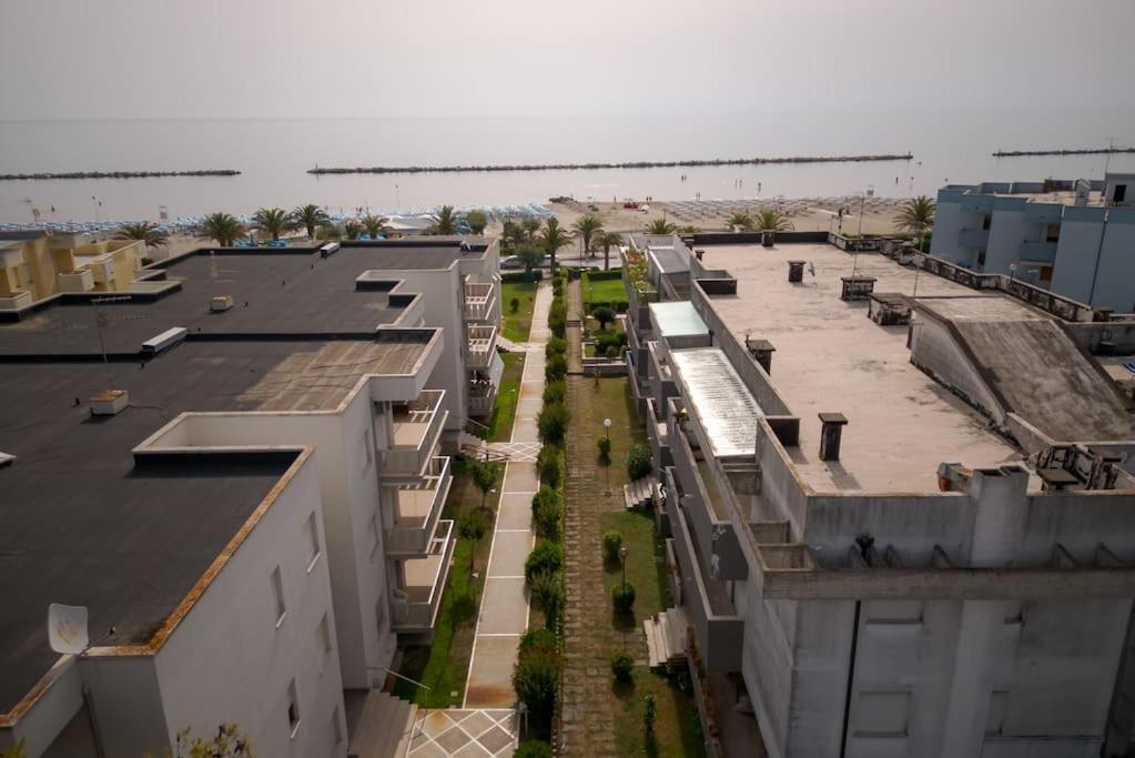 Appartamento Incantevole Fronte Mare Villa Rosa Di Martinsicuro Dış mekan fotoğraf